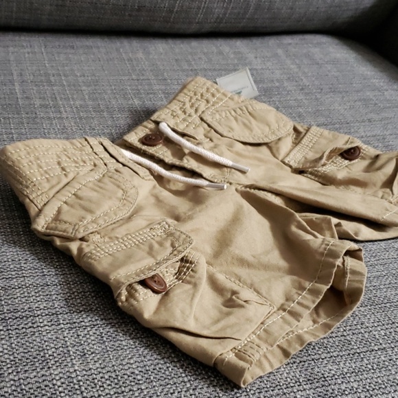 Baby Gap Cargo Short - Picture 4 of 4